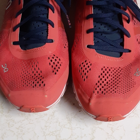 Womens size 10 Swiss Engineering CloudFlow sneaker - Picture 6 of 11